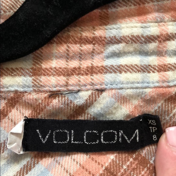 Volcom flannel - Picture 2 of 4